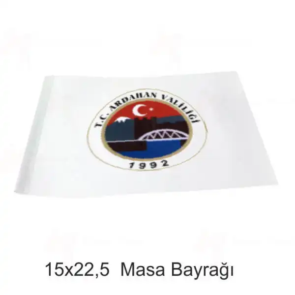 Ardahan Valilii Masa Bayraklar