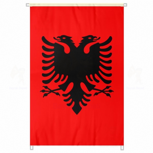 Arnavutluk Bina Cephesi Bayraklar