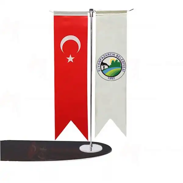 Elvanpazarcık Belediyesi T Masa Bayrakları