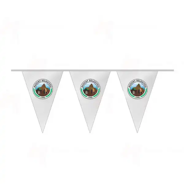 Mazgirt Belediyesi İpe Dizili Üçgen Bayraklar