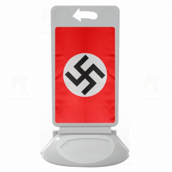 Nazi Almanyas Plastik Duba eitleri