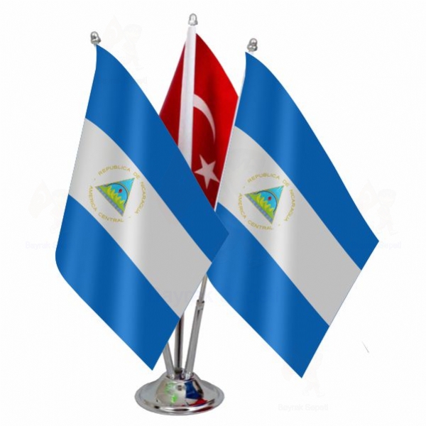 Nikaragua 3 L Masa Bayraklar Sat Yeri