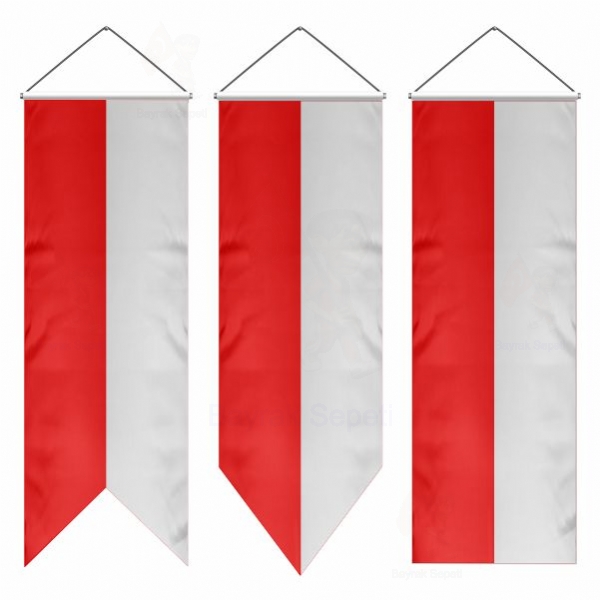Polonya Krlang Bayraklar eitleri