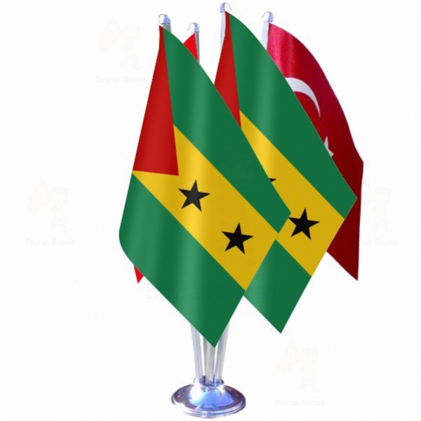 Sao Tome ve Principe 4 L Masa Bayraklar