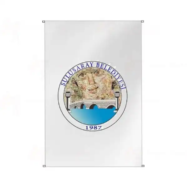Sulusaray Belediyesi Bina Cephesi Bayraklar