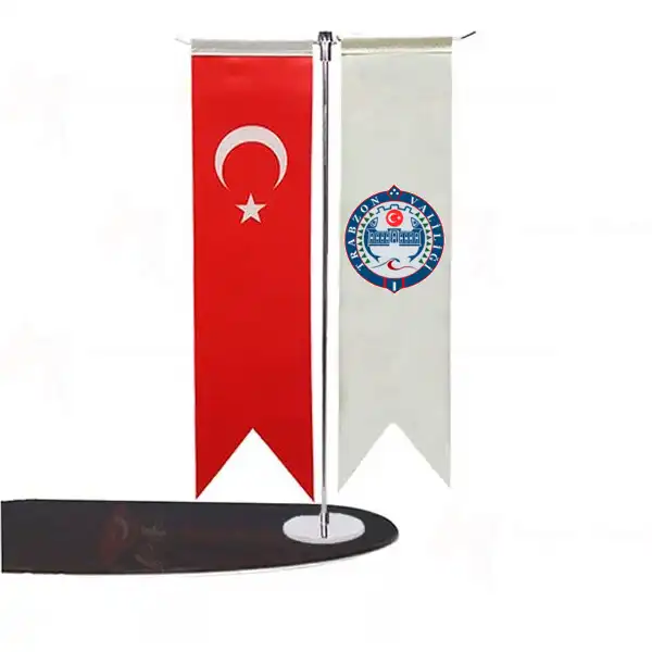 Trabzon Valilii T Masa Bayraklar