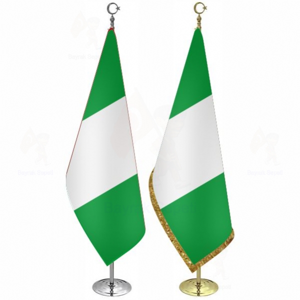 Nijerya Telal Makam Bayra Ebat
